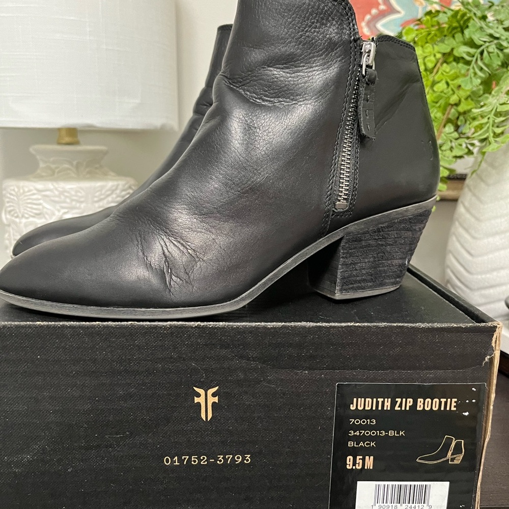 Frye Black Judith Zip Bootie Ankle Boots
